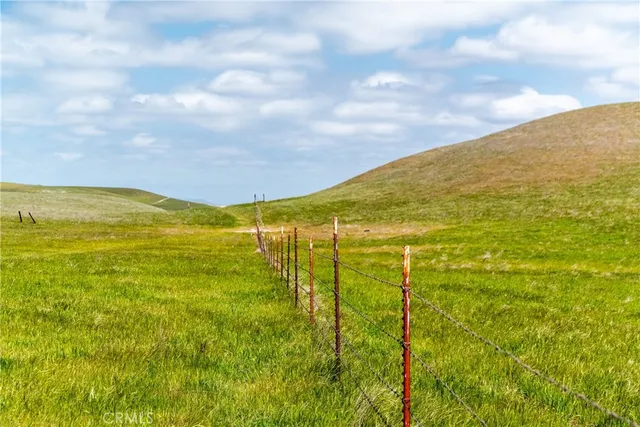 $8,311,875 | 8050 Bitterwater Road, Shandon, CA 93461