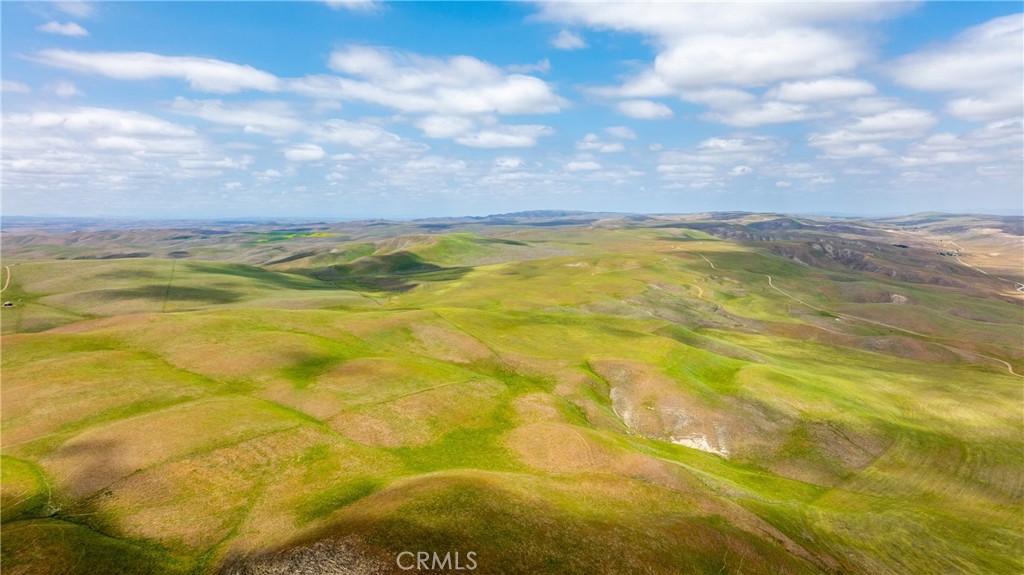 8050 Bitterwater Road Shandon, CA 93461 - Photo 2 of 38