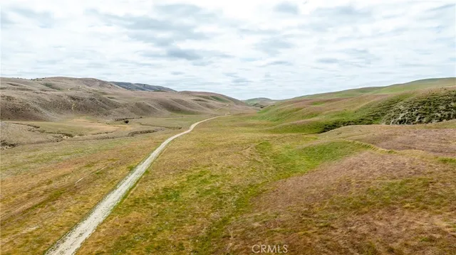 $8,311,875 | 8050 Bitterwater Road, Shandon, CA 93461