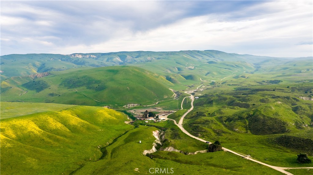8050 Bitterwater Road Shandon, CA 93461 - Photo 7 of 44