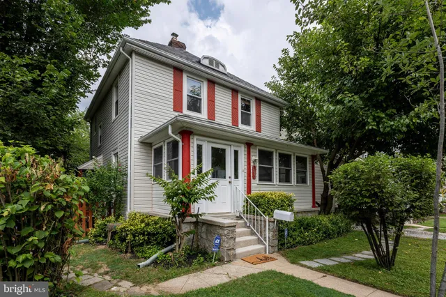 $327,500 | 5802 Clearspring Road, Baltimore, MD 21212