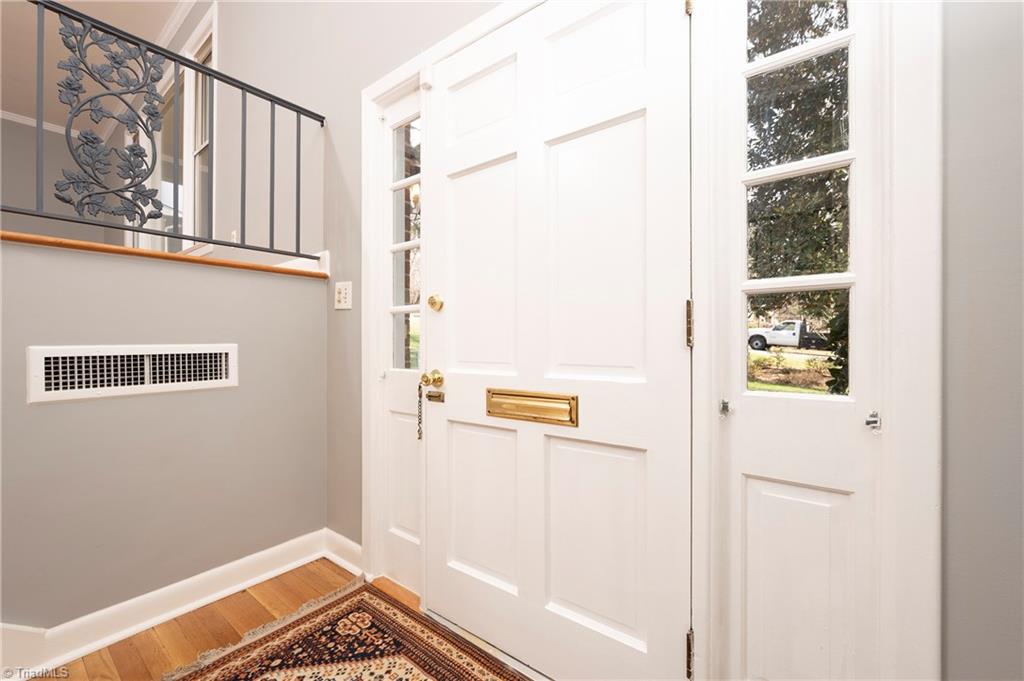 2920 Good Hope Road Winston-Salem, NC 27106 - Photo 5 of 39 Entryway
