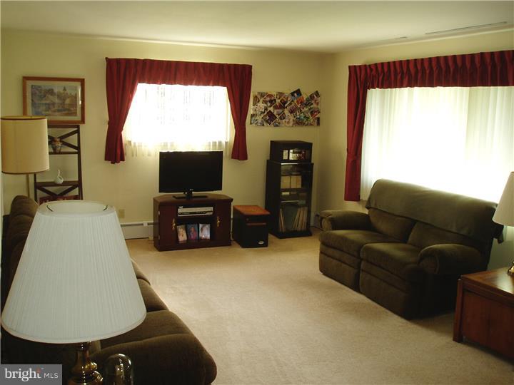2819 Main Road East Emmaus, PA 18049 - Photo 7 of 25 Living Room