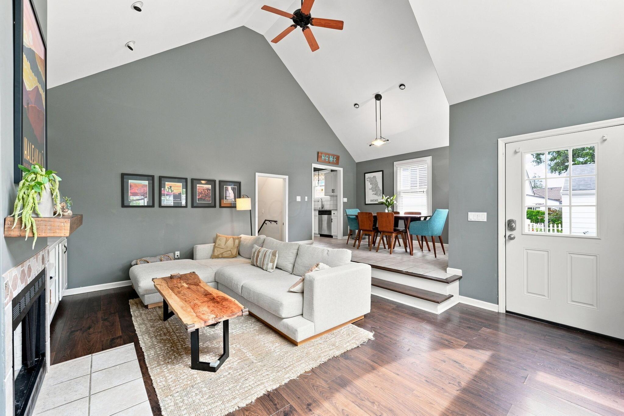 557 Fallis Road Columbus, OH 43214 - Photo 21 of 52 Great room to dining room