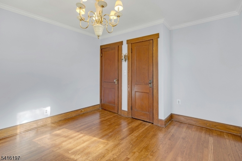 1 Perry Place Springfield, NJ 07081 - Photo 13 of 29