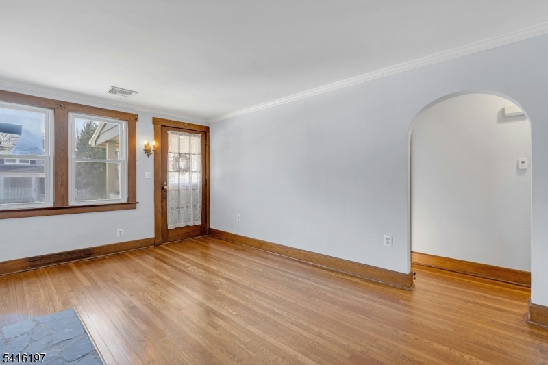 1 Perry Place Springfield, NJ 07081 - Photo 5 of 29