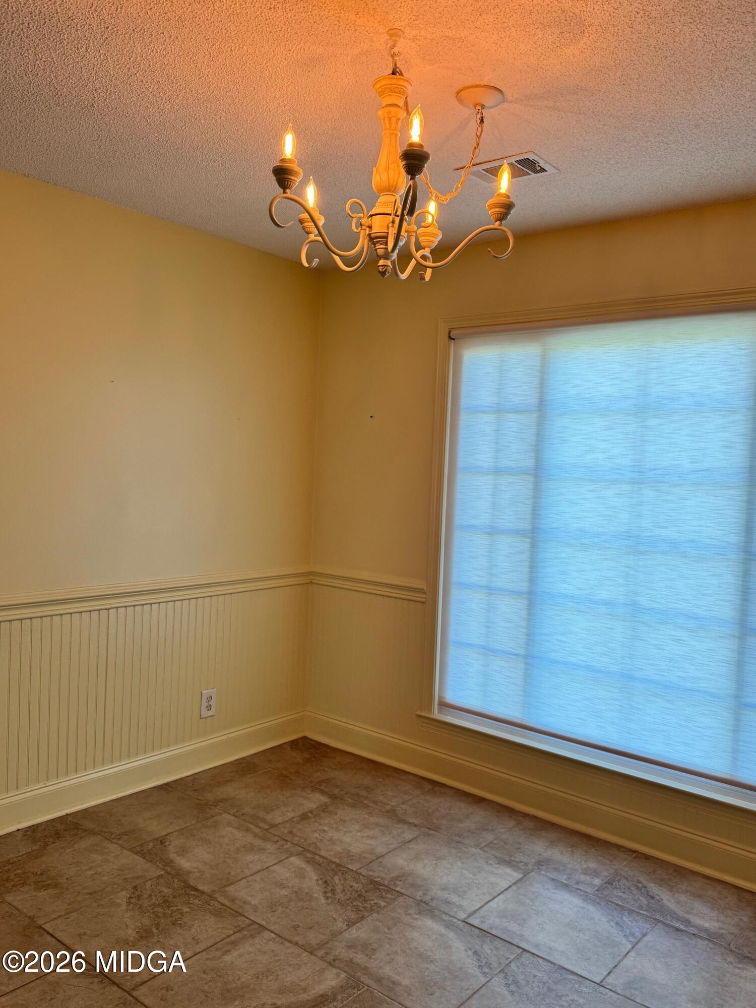 515 Amanda Way Macon, GA 31216 - Photo 12 of 53 Dining room
