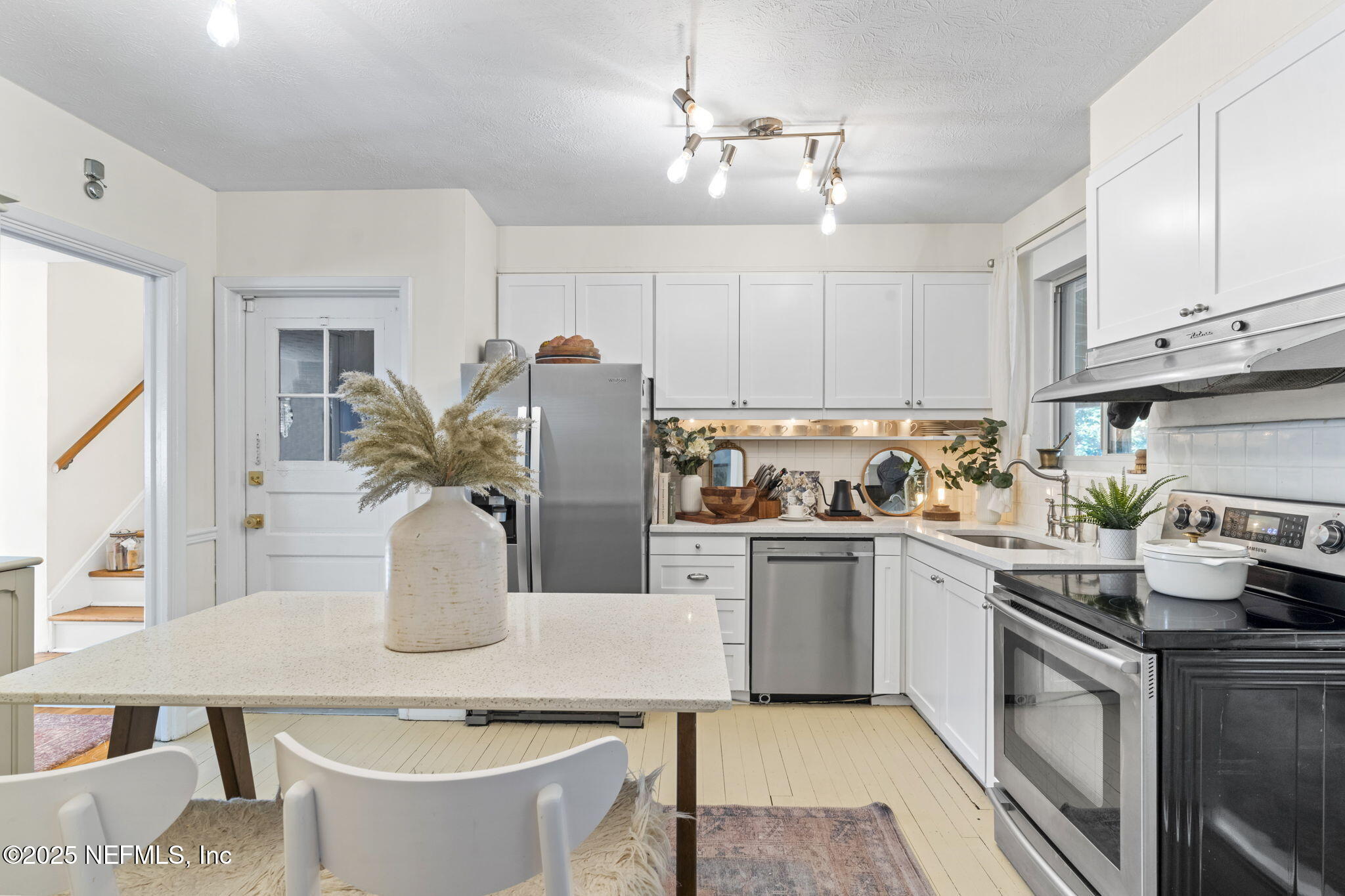 1561 Cornell Road Jacksonville, FL 32207 - Photo 9 of 39 ISO Photo 1561 Cornell Rd Jacksonville F