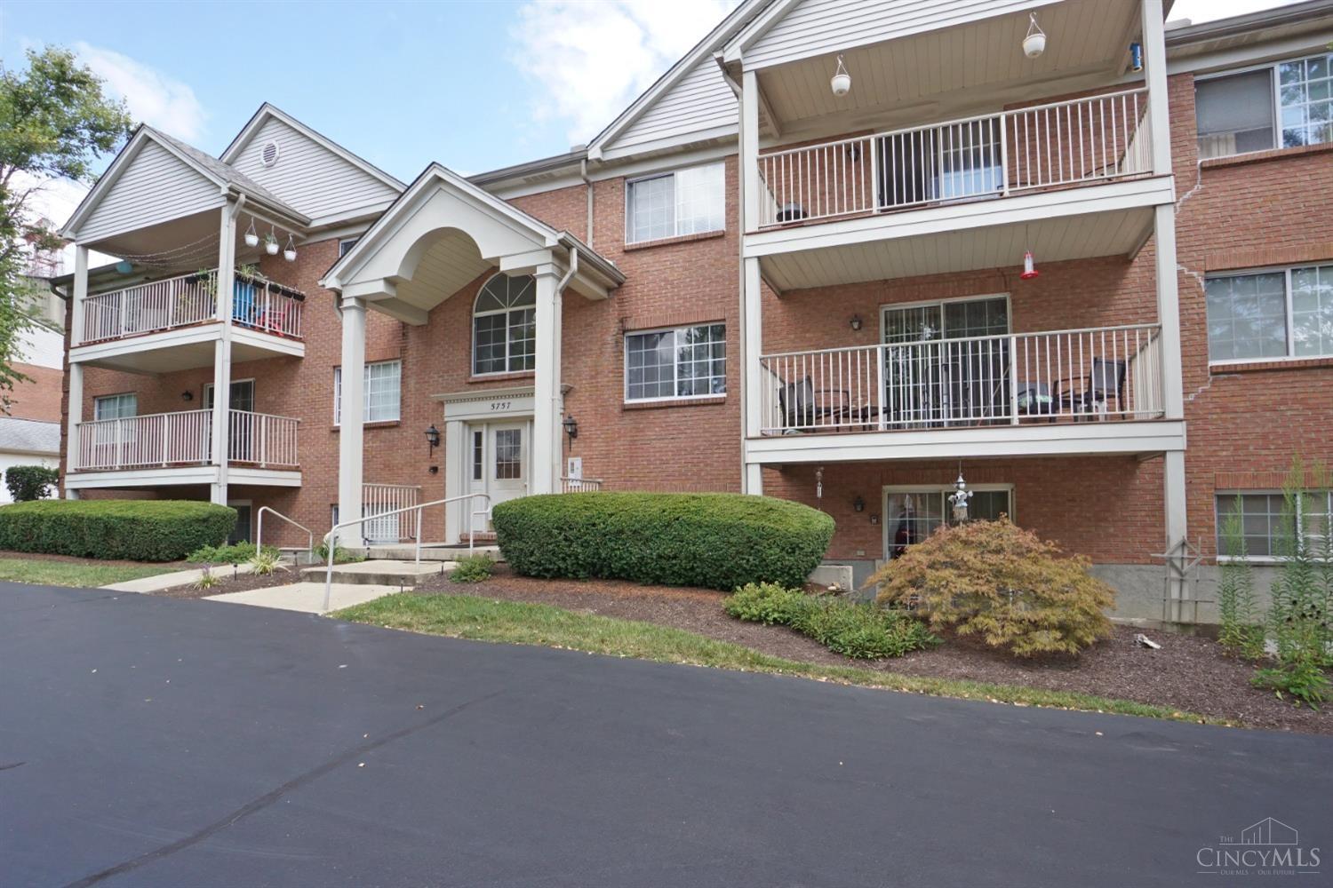 5757 Cheviot Road, Unit 2A Cincinnati, OH 45247 - Photo 1 of 25