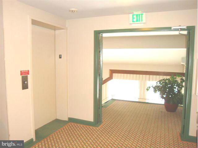 12350 Rosslare Ridge Road, Unit 303 Lutherville-Timonium, MD 21093 - Photo 21 of 25 Elevator