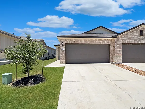 $1,650 | 5435 Devils Gate, Unit 1, Converse, TX 78109