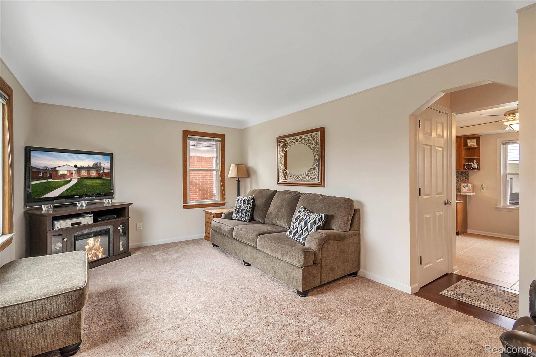 9925 Merriman Road Livonia, MI 48150 - Photo 8 of 36 09-9925 Merriman Rd-WindowStill-Real-Estate-Photography-9.jpg