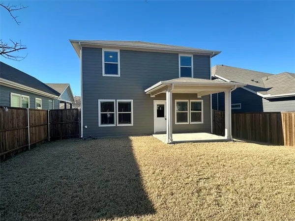 $2,300 | 1636 Briar Hunt Drive, Forney, TX 75126