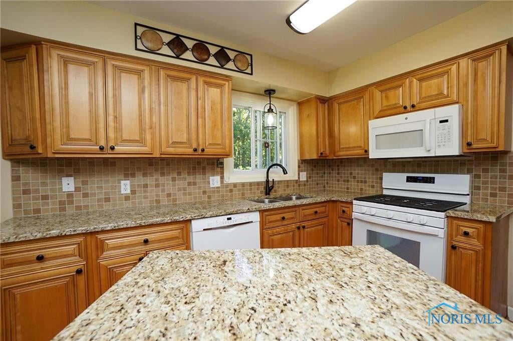 7823 Wildwood Road Findlay, OH 45840 - Photo 10 of 41 Gallery Image 10