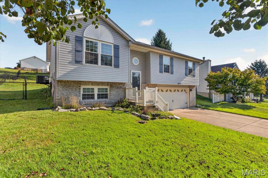 2045 Rosedale Court Arnold, MO 63010 - Photo 3 of 34 Gallery Image 3