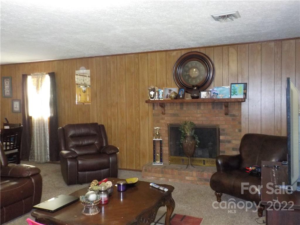 154 Hardin Road Forest City, NC 28043 - Photo 3 of 12 Gallery Image 3