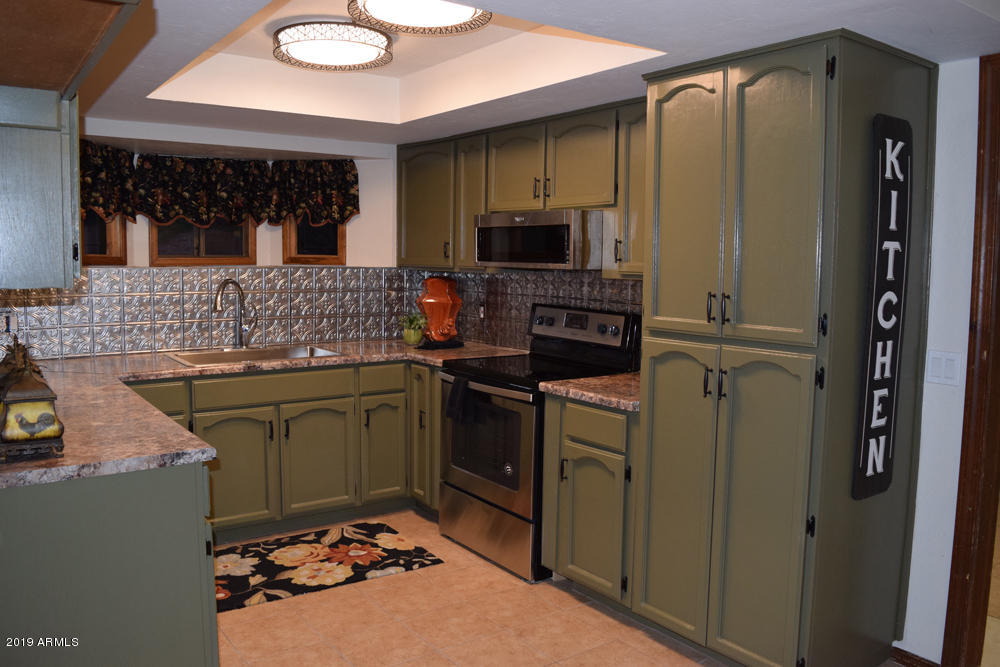 979 Beaver Flat Road Payson, AZ 85541 - Photo 26 of 70 Kitchen 1