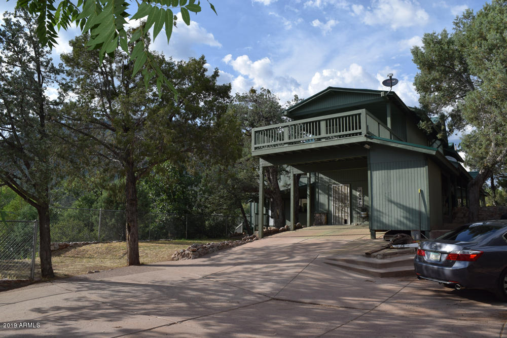 979 Beaver Flat Road Payson, AZ 85541 - Photo 3 of 70 Entry drive 2