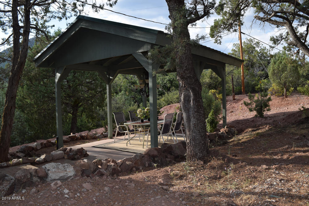 979 Beaver Flat Road Payson, AZ 85541 - Photo 57 of 70 Covered patio 2