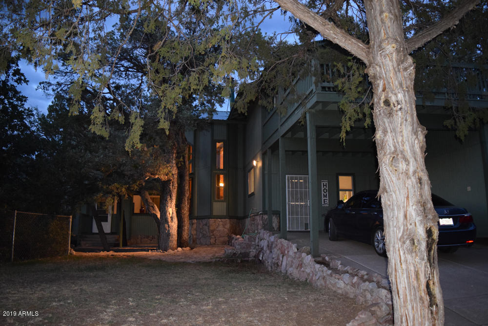 979 Beaver Flat Road Payson, AZ 85541 - Photo 62 of 70 Lawn near carport 1