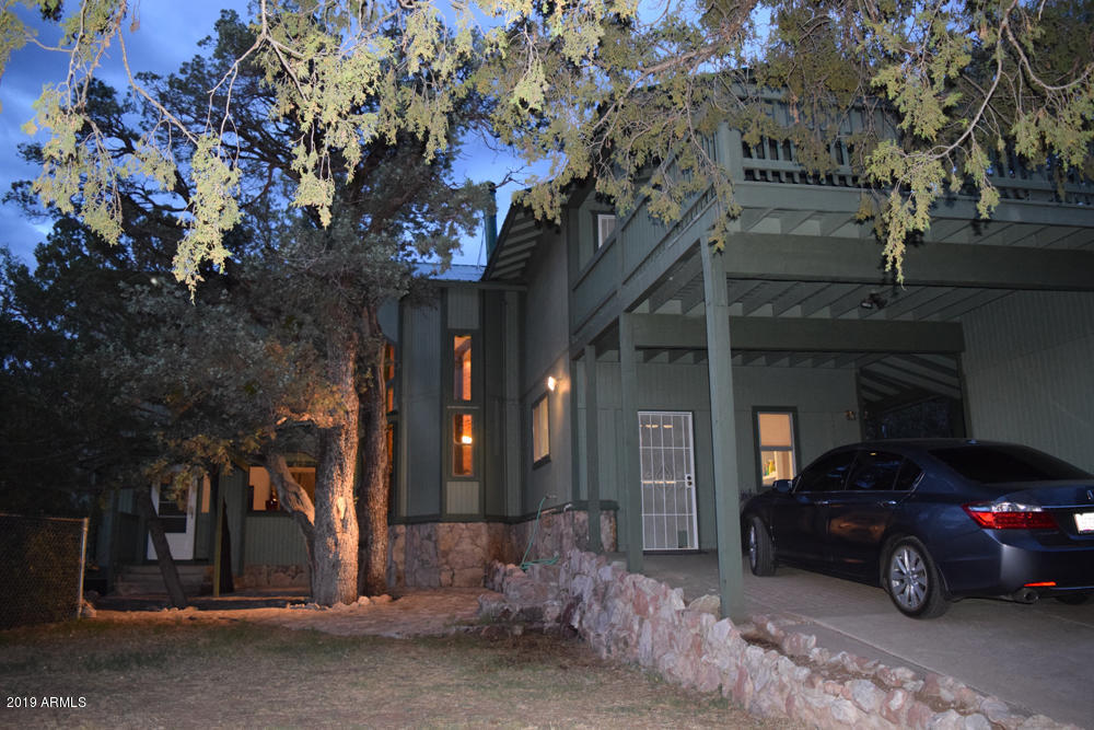 979 Beaver Flat Road Payson, AZ 85541 - Photo 63 of 70 Lawn near carport 2