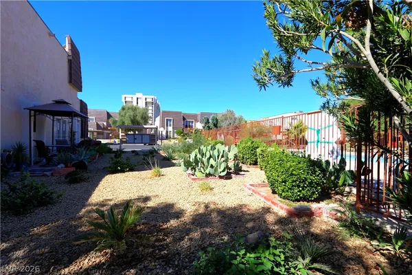 $1,195 | 3925 Cambridge Street, Unit 4, Las Vegas, NV 89119