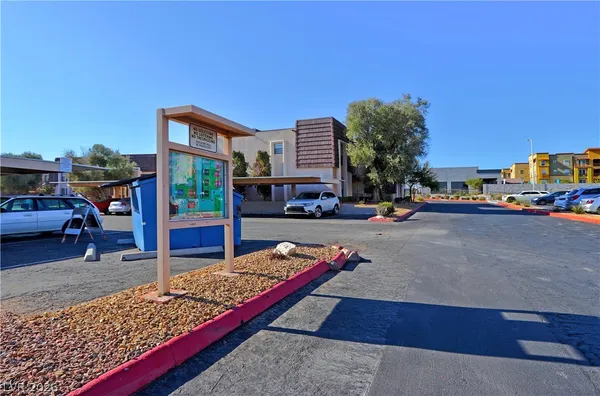 $1,195 | 3925 Cambridge Street, Unit 4, Las Vegas, NV 89119