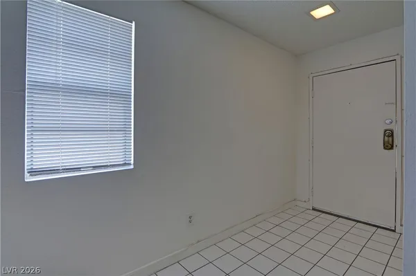 $1,195 | 3925 Cambridge Street, Unit 4, Las Vegas, NV 89119