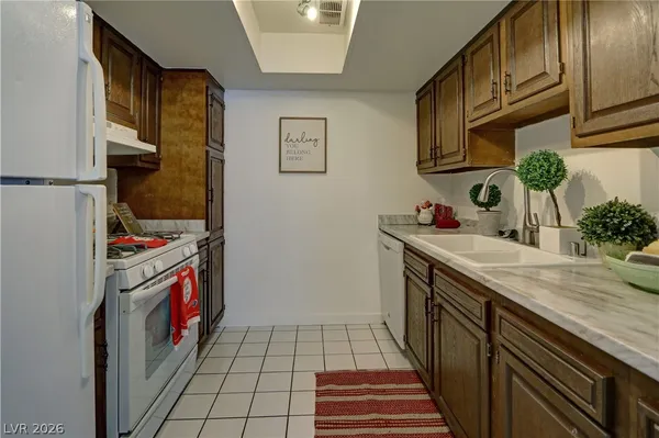 $1,195 | 3925 Cambridge Street, Unit 4, Las Vegas, NV 89119