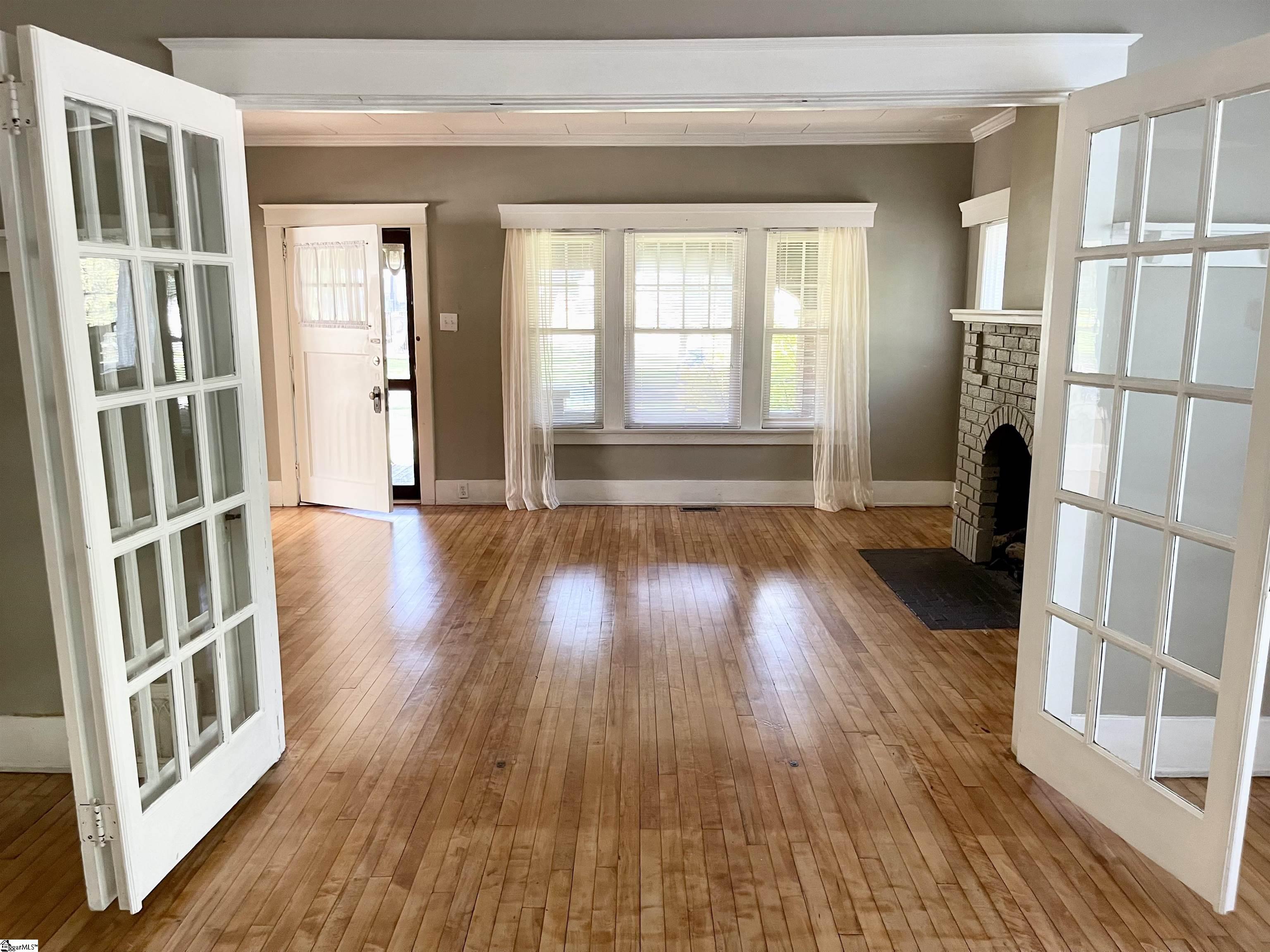 406 Calvert Avenue Clinton, SC 29325 - Photo 8 of 28 Gallery Image 8