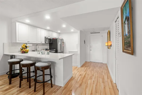 $2,200 | 3080 North Course Drive, Unit 304, Pompano Beach, FL 33069