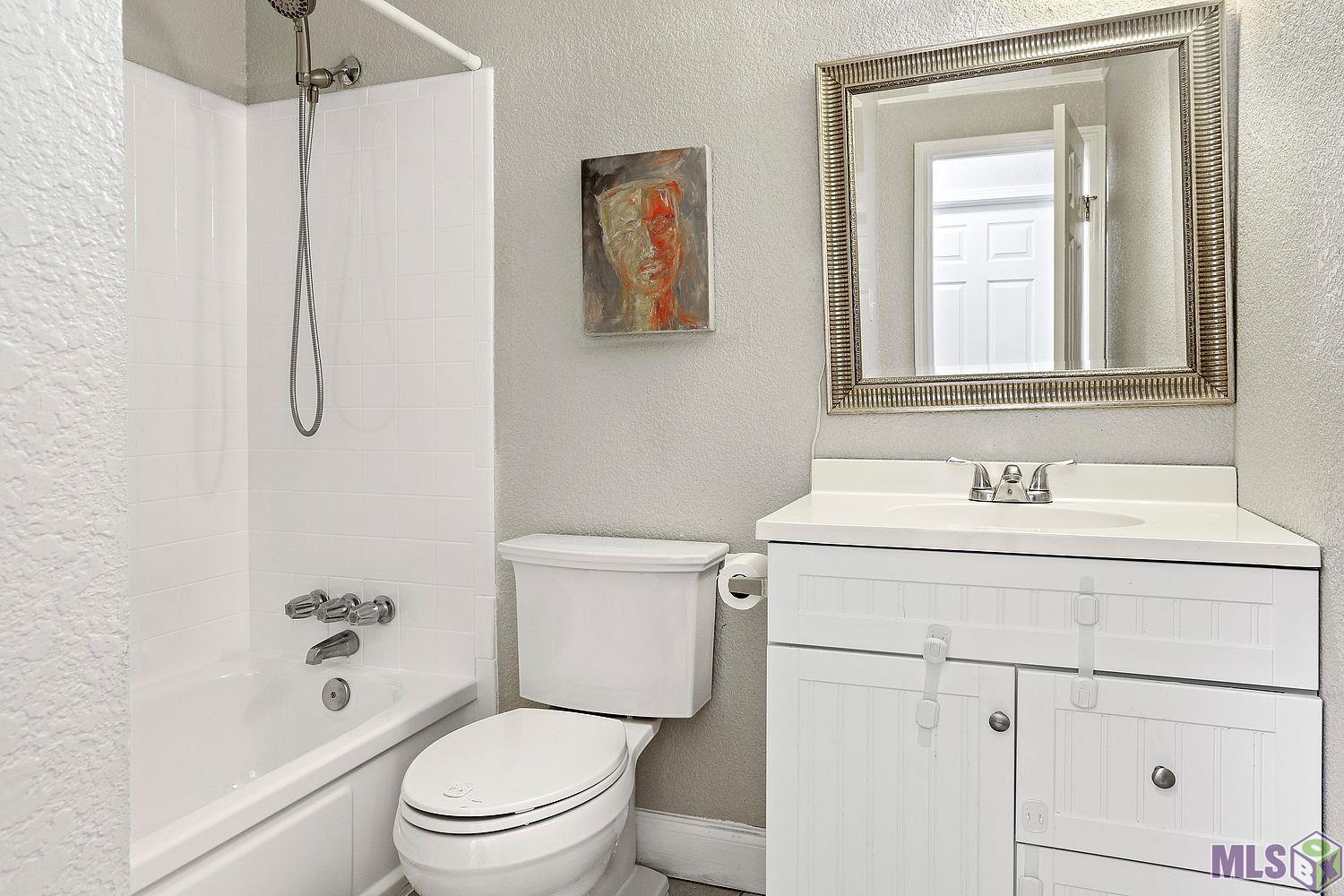 1027 Flora Lane Baton Rouge, LA 70810 - Photo 10 of 11