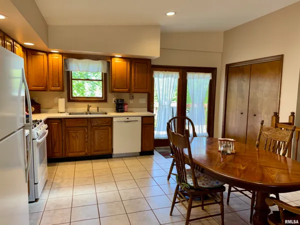 $225,000 | 741 North Campbell Street, Macomb, IL 61455