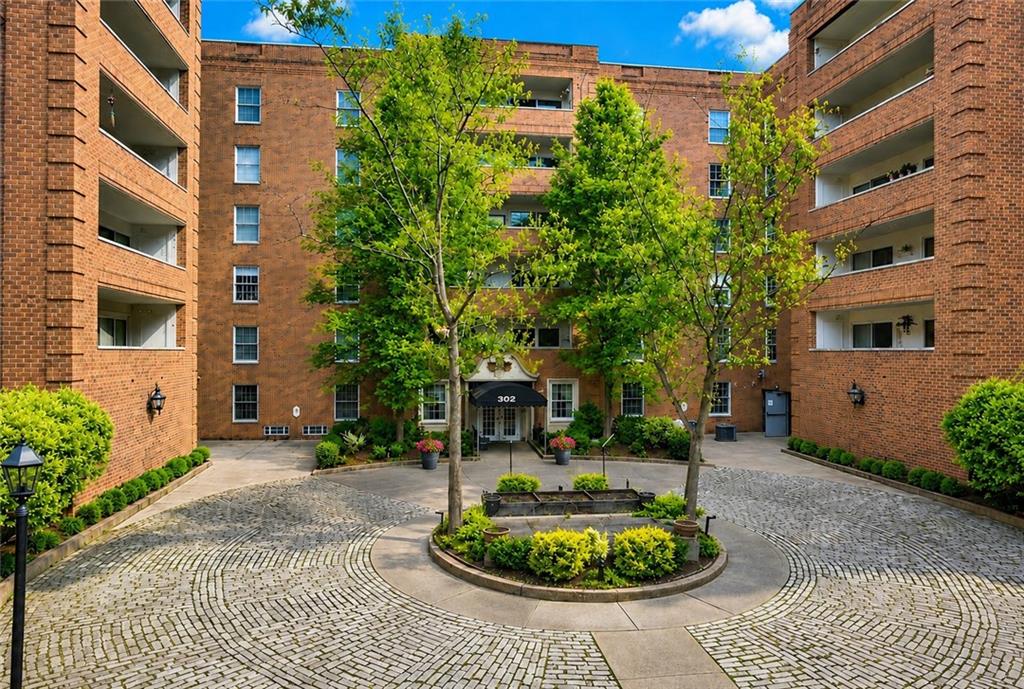 302 Fox Chapel Road, Unit 307 Pittsburgh, PA 15238 - Photo 2 of 31