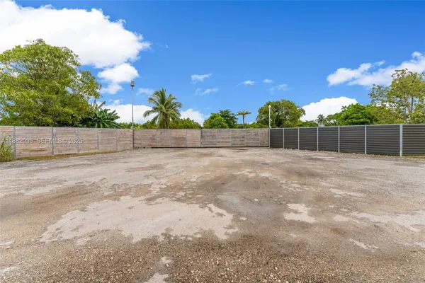 $1,850,000 | 12750 Southwest 197th Avenue, Miami, FL 33196