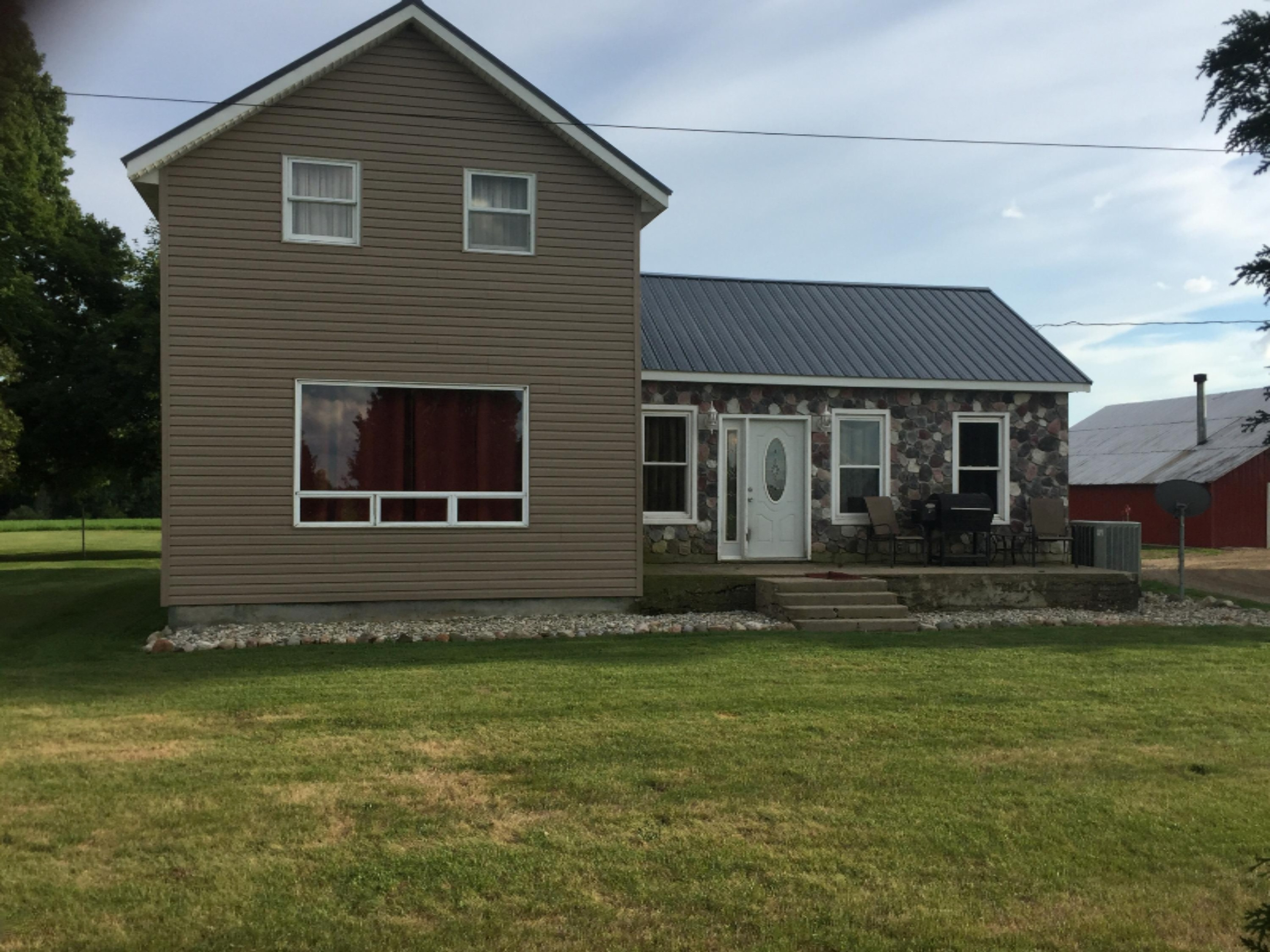 11083 Edgar Road Lakeview, MI 48850 - Photo 1 of 17 1front