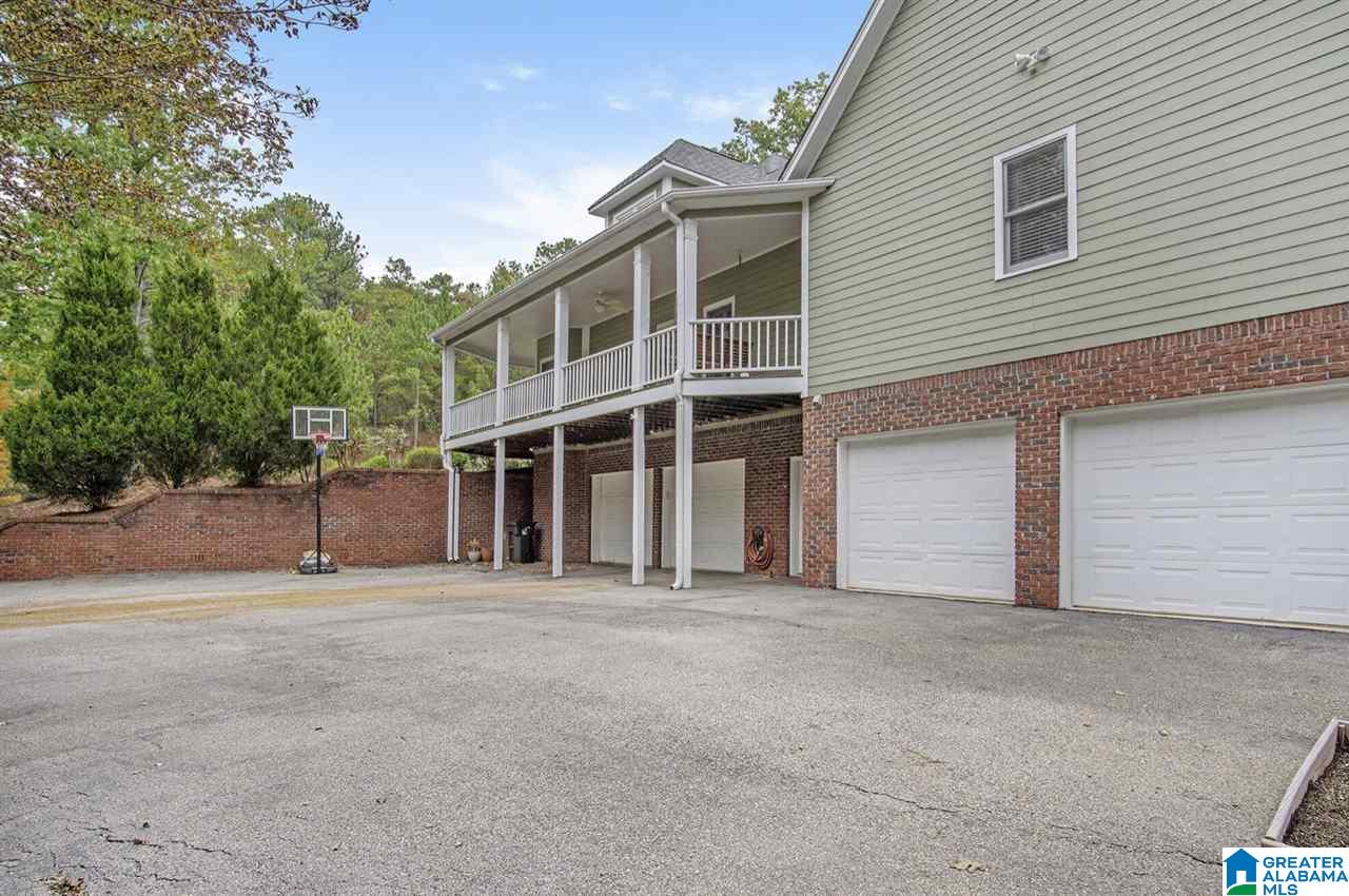 145 High Crest Road Pelham, AL 35124 - Photo 9 of 49