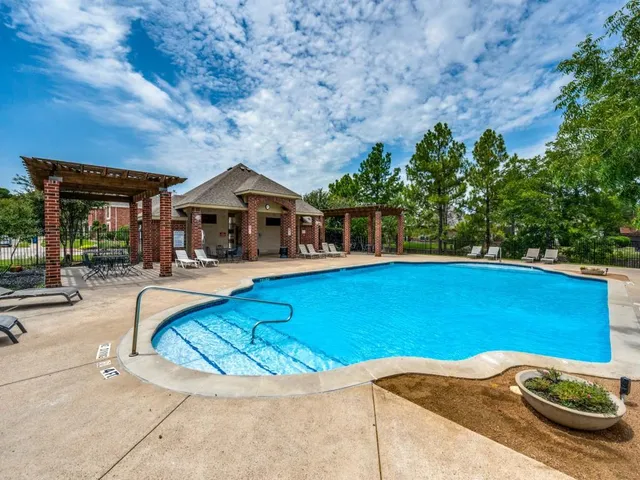 $498,000 | 406 Fountain Park Drive, Euless, TX 76039