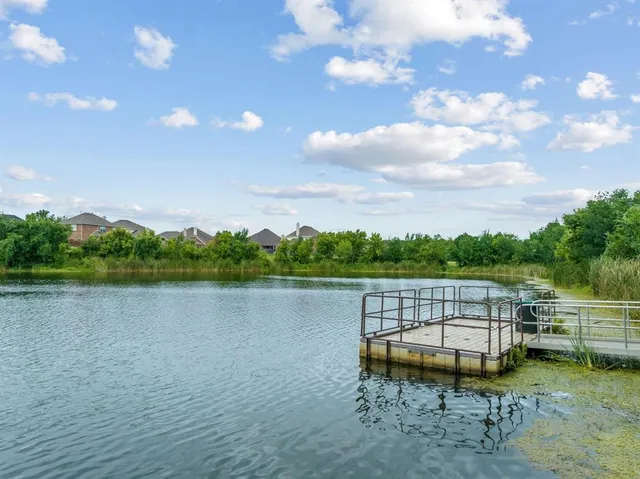 $498,000 | 406 Fountain Park Drive, Euless, TX 76039
