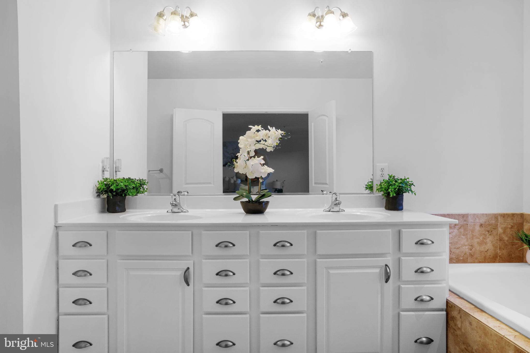 2727 Amber Crest Road Hanover, MD 21076 - Photo 25 of 65 Gallery Image 25
