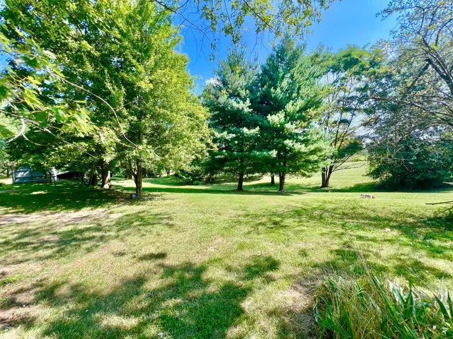 $220,000 | 2654 Green Valley Road, Vevay, IN 47043