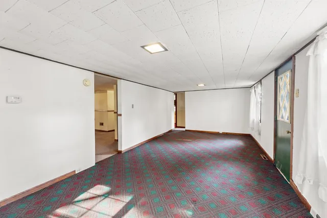 $220,000 | 2654 Green Valley Road, Vevay, IN 47043