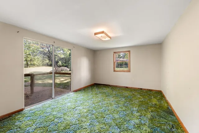 $220,000 | 2654 Green Valley Road, Vevay, IN 47043