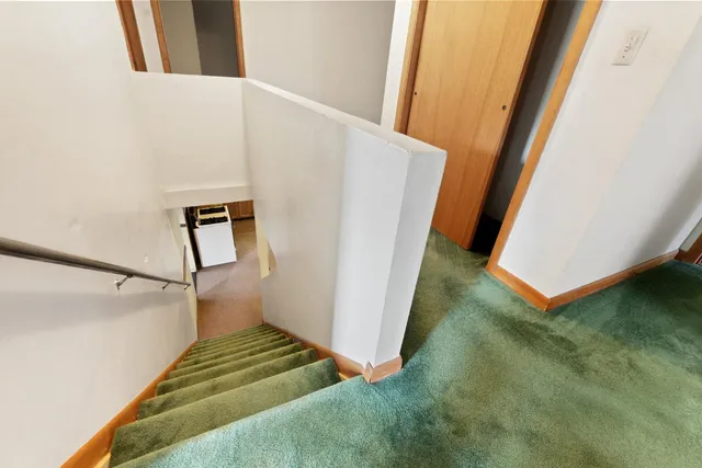 $220,000 | 2654 Green Valley Road, Vevay, IN 47043