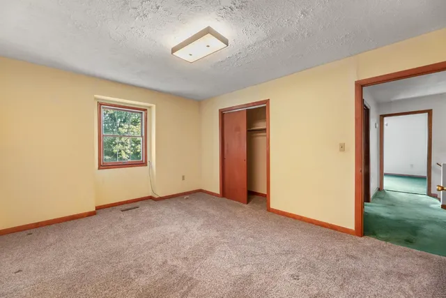 $220,000 | 2654 Green Valley Road, Vevay, IN 47043