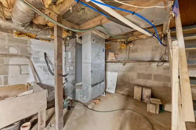 $220,000 | 2654 Green Valley Road, Vevay, IN 47043