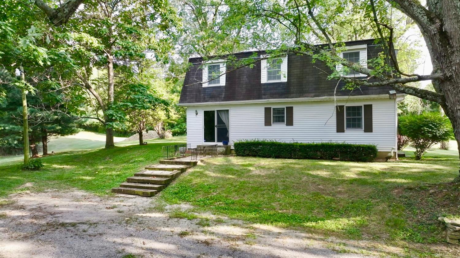 2654 Green Valley Road Vevay, IN 47043 - Photo 8 of 48 Gallery Image 8