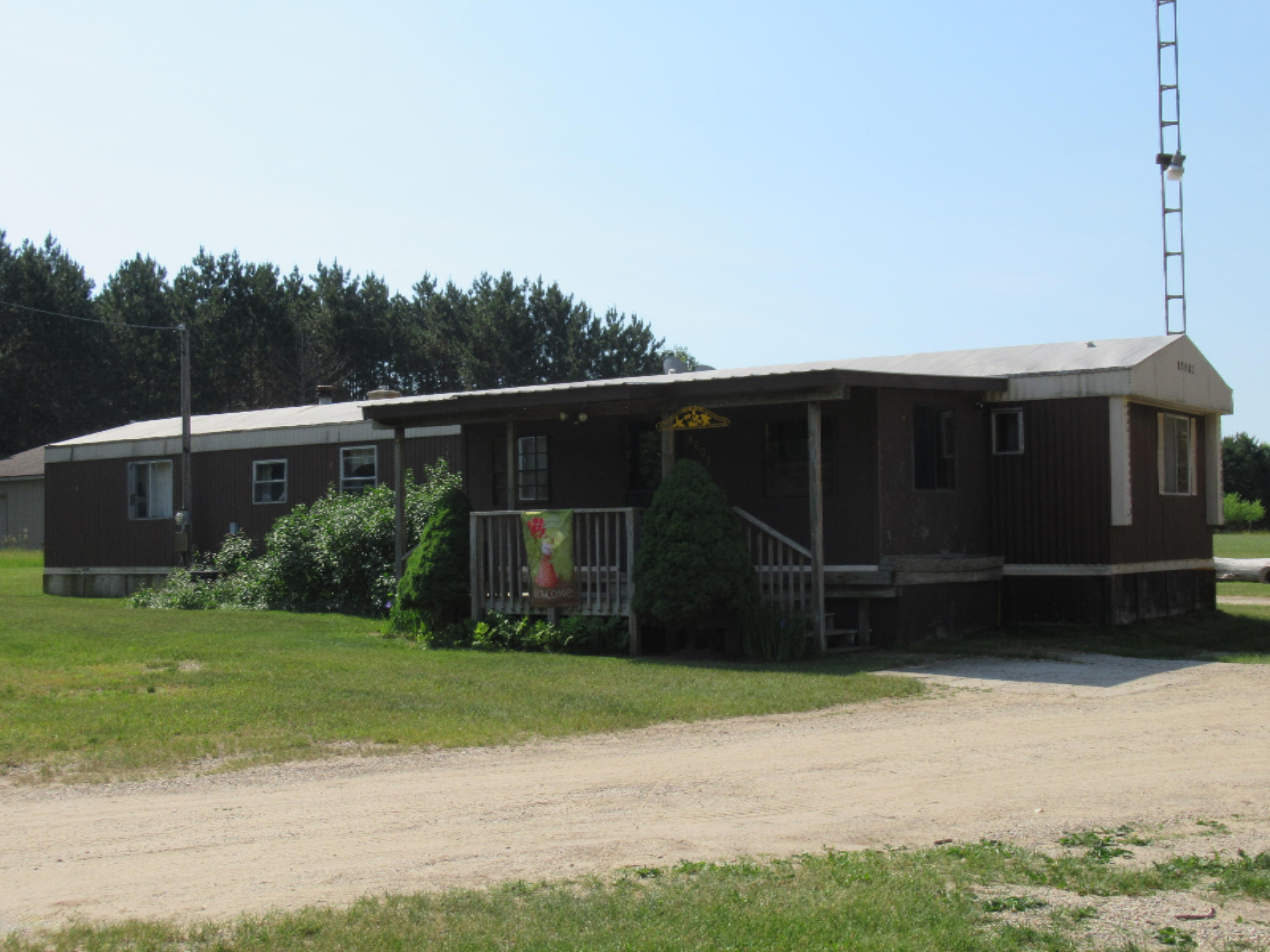 8601 West 28 Road Harrietta, MI 49638 - Photo 4 of 34 IMG_4629