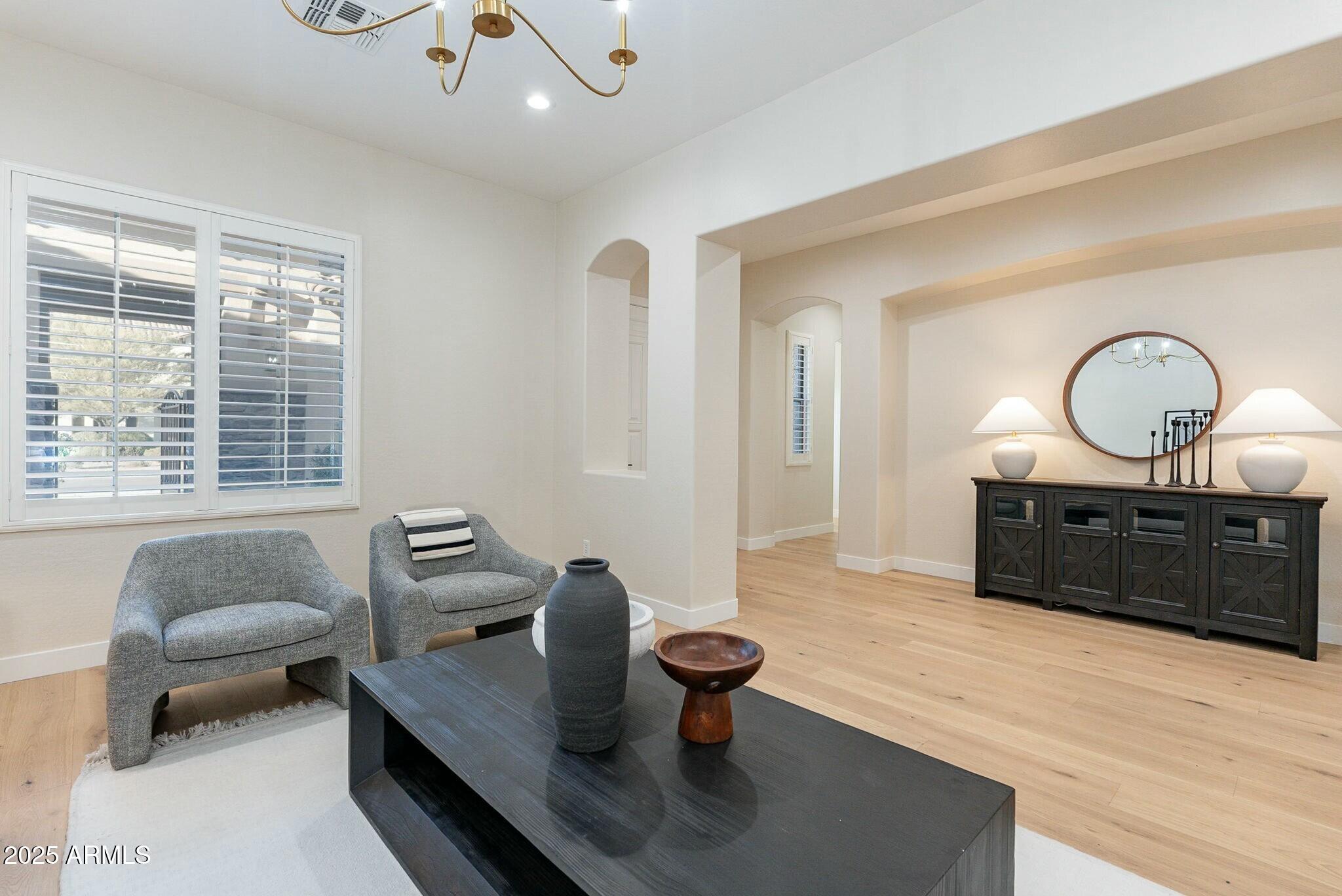 3063 East Warbler Road Gilbert, AZ 85297 - Photo 10 of 58 tempImage4jAoKy