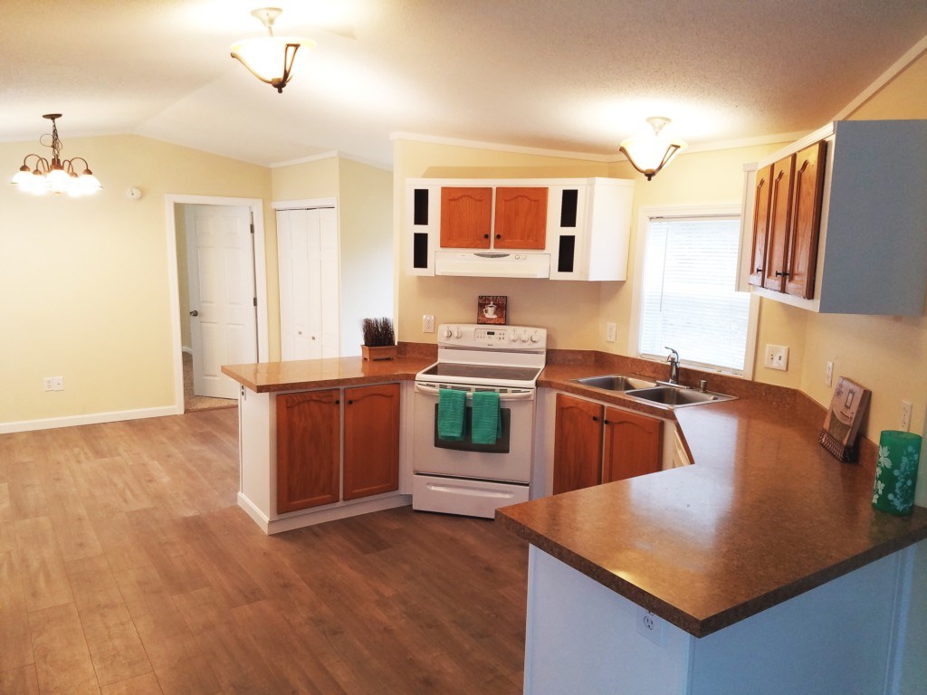 337 Hartshorn Road Barnstead, NH 03218 - Photo 2 of 12